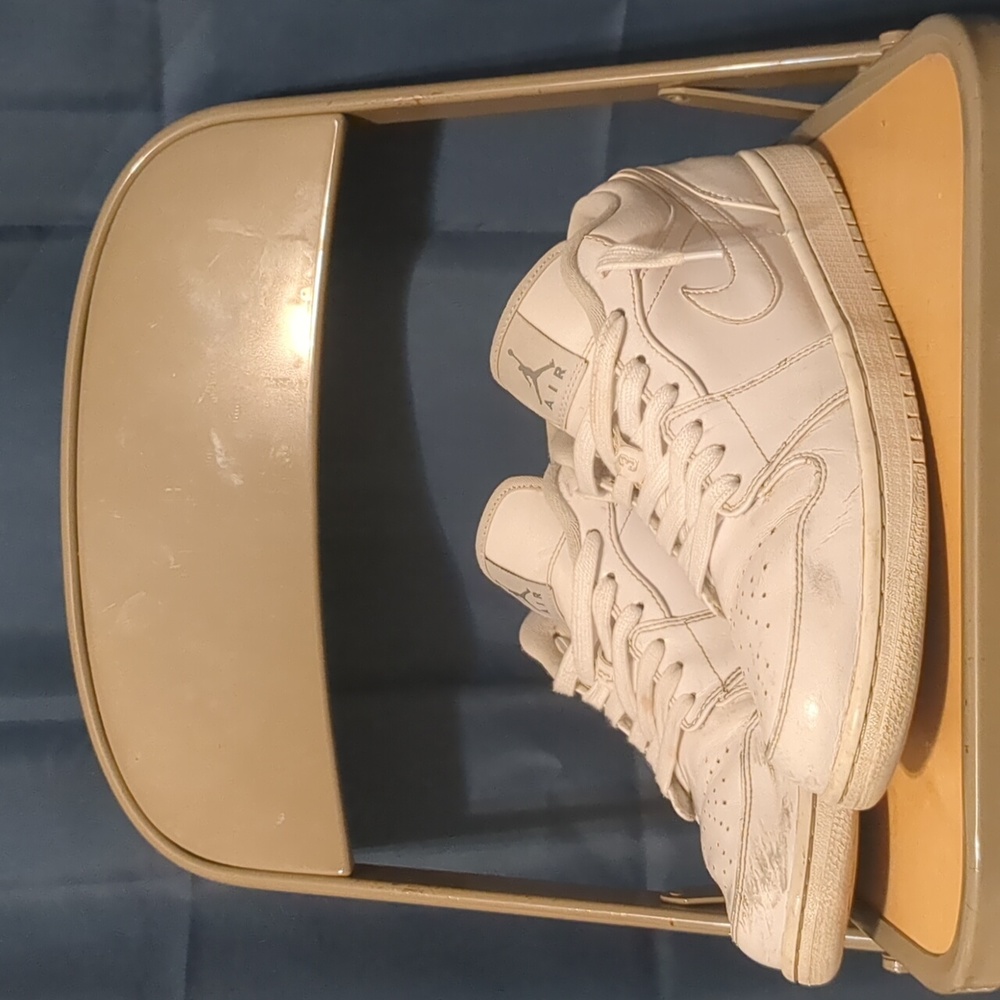 Air Jordan 1 low